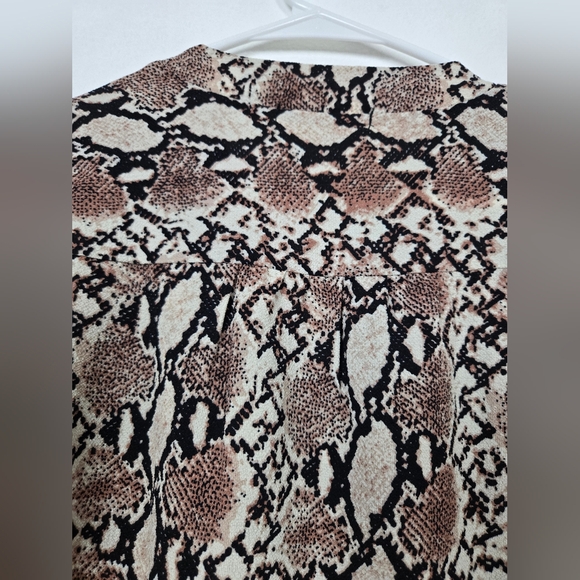Snake Print Women's Top - Picture 7 of 7